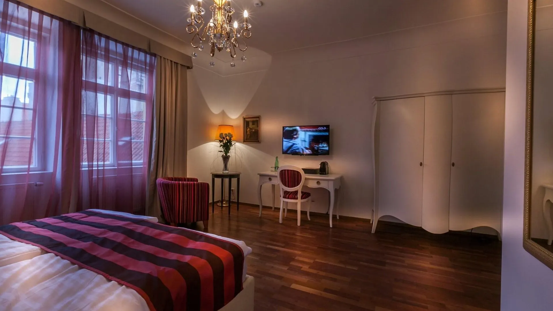 Little King Hotel U Malvaze Prague