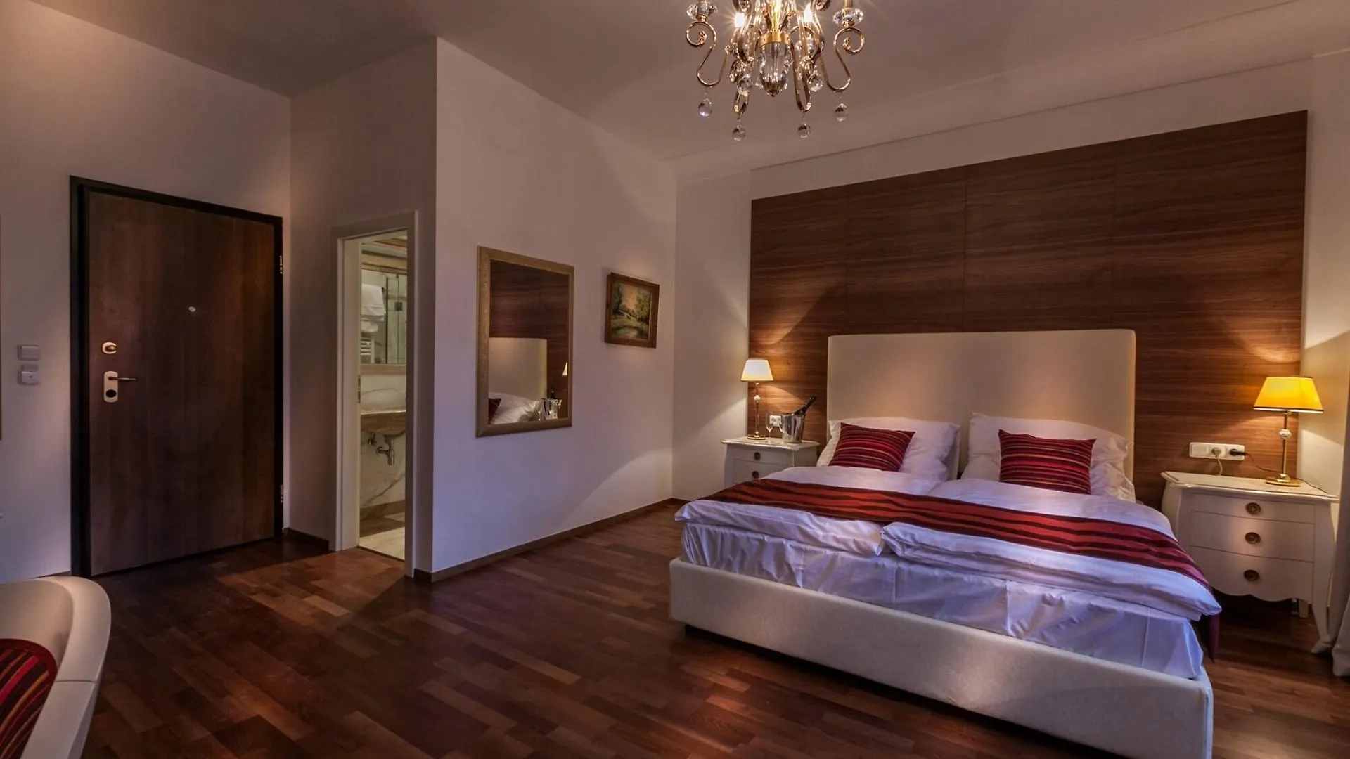 Little King Hotel U Malvaze Prague 4*,  Czech Republic