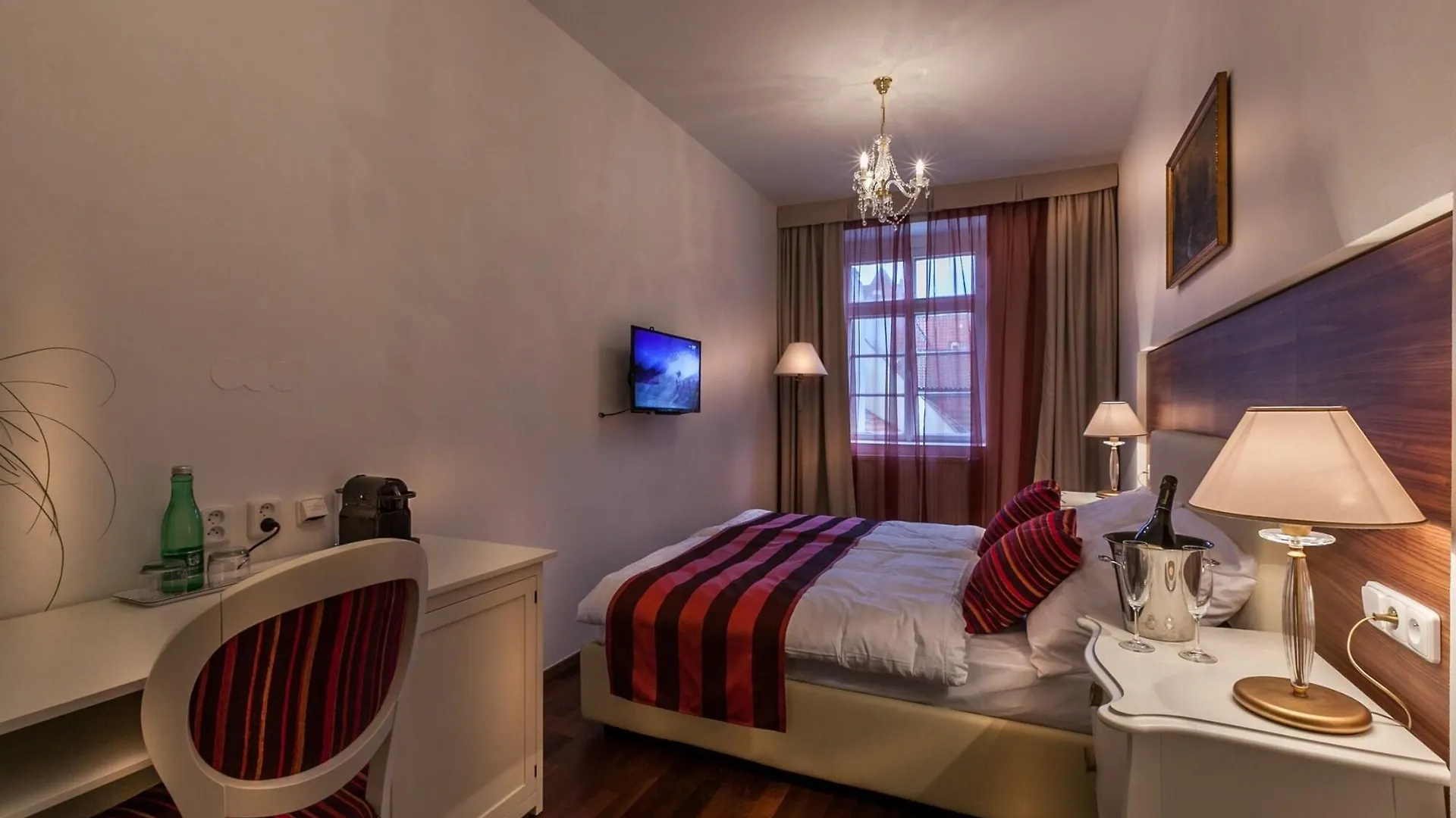 Little King Hotel U Malvaze Prague